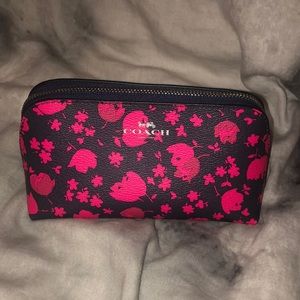 Small coach makeup bag